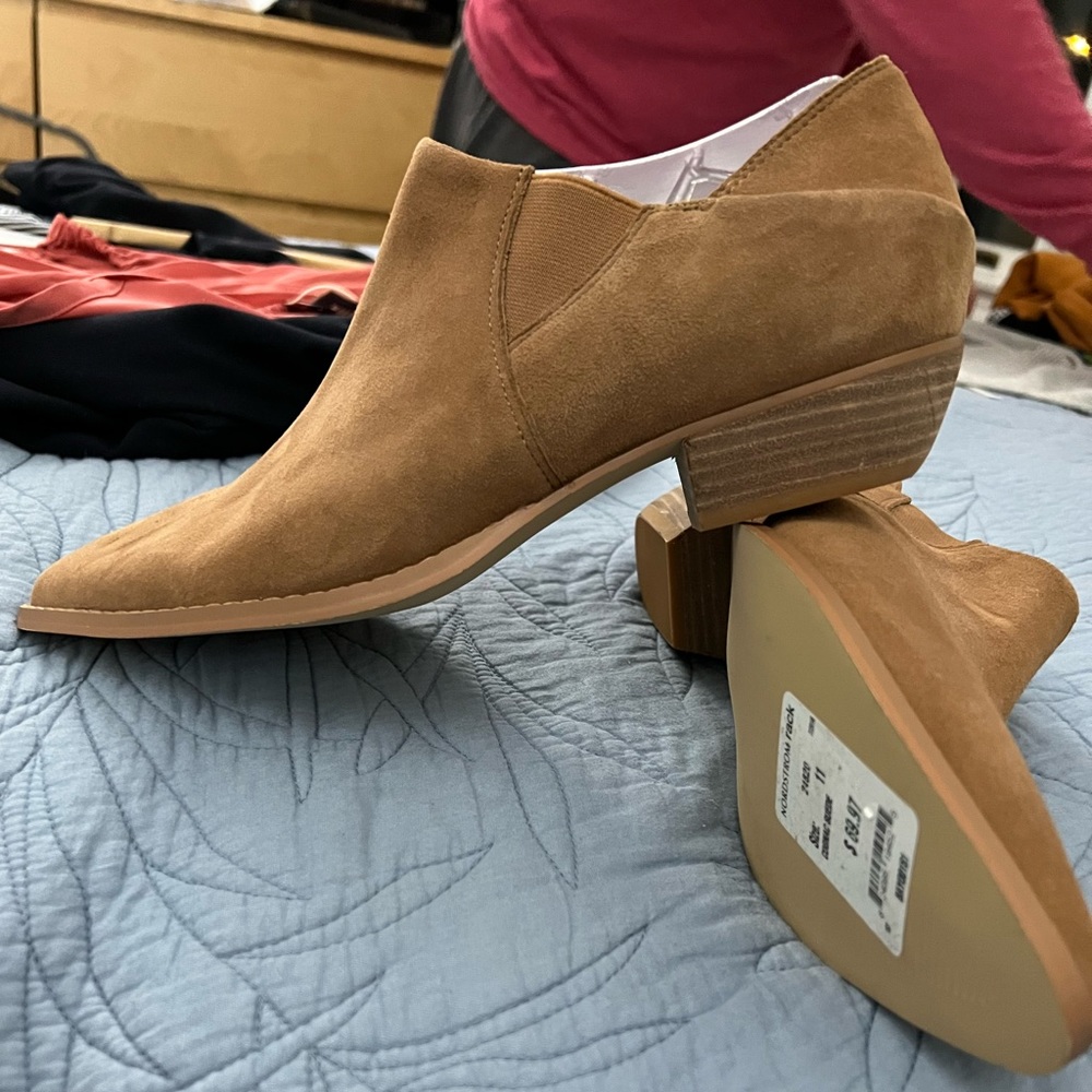 Steve Madden Cognac Suede Booties